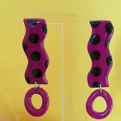 Polka-dot earrings new, handmade, fuchsia with black dots