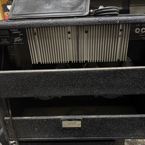 Peavey Stereo Chorus 212 guitar amplifier like new with original footswitch