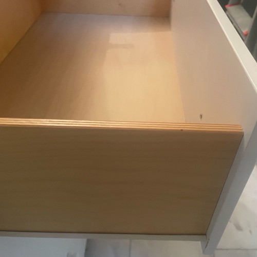 Casababy baby changing dresser like new white with 3 large drawers
