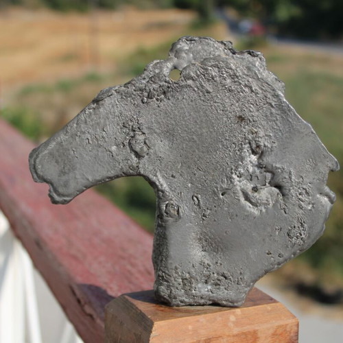 Solid lead horse head sculpture, 3 kg