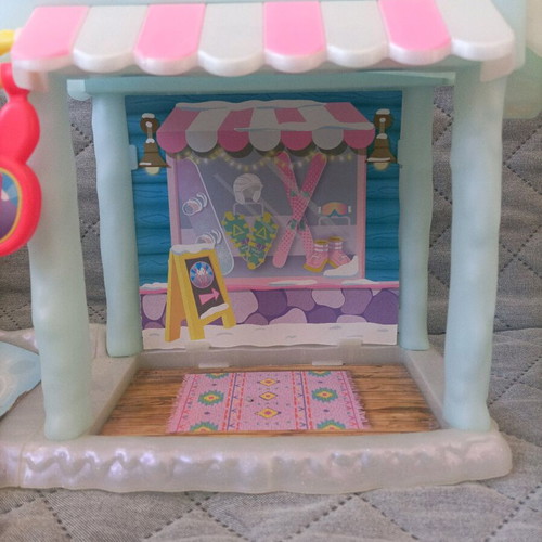 Mattel Enchantimals Miniature Ski Chalet toy used