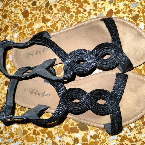 Black sandals used size 38