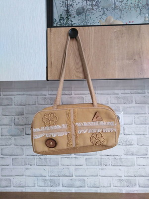 Boho shoulder bag beige like new with fringes