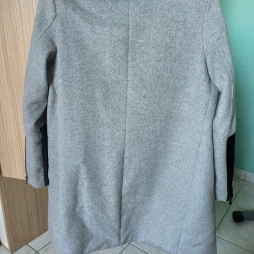 Bershka gray coat used with leather wear on zippers and sleeves