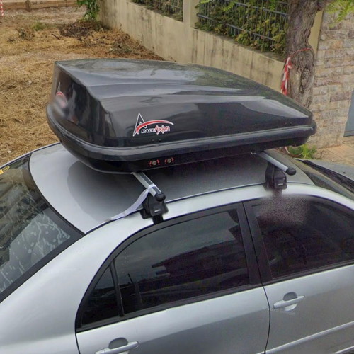 Real Axion roof box with Menabo bars used