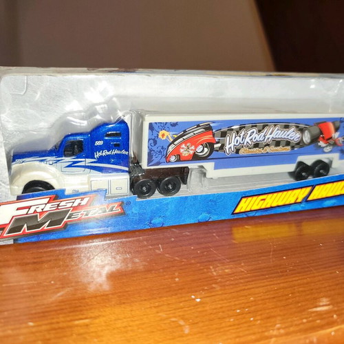 Maisto Diecast Fresh Metal Highway Haulers truck 1:87 scale new