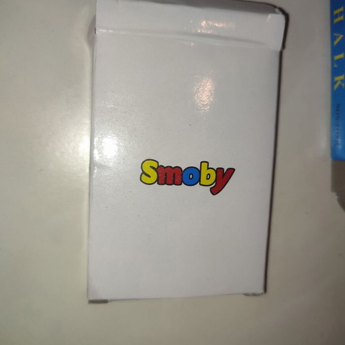 Chalk set like new, 5 colored and 3 white pieces