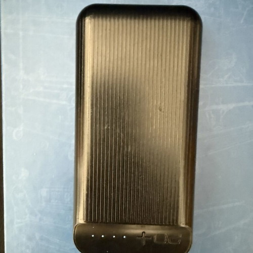 Powerbank WUW-Y129 20000 mAh like new with 2 USB and 1 Type-C