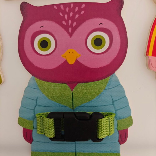 Djeco Educational Toy Learn to Open and Close Clothes like new