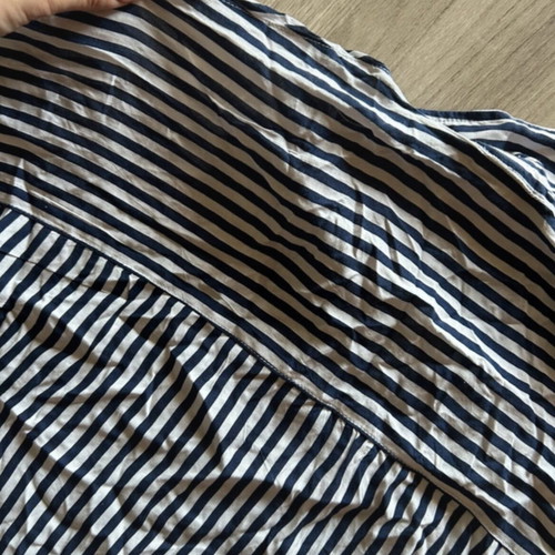 Shirt like new, size M, white and blue
