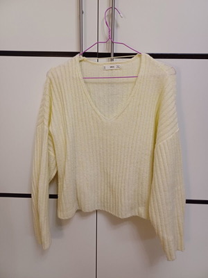 Mango women's V-neck blouse yellow like new