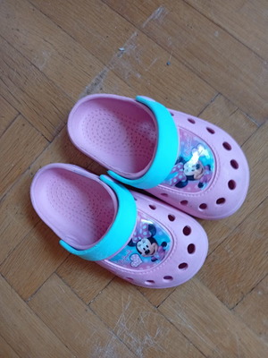 Mini Mouse slippers like new, sizes 24-25, pink