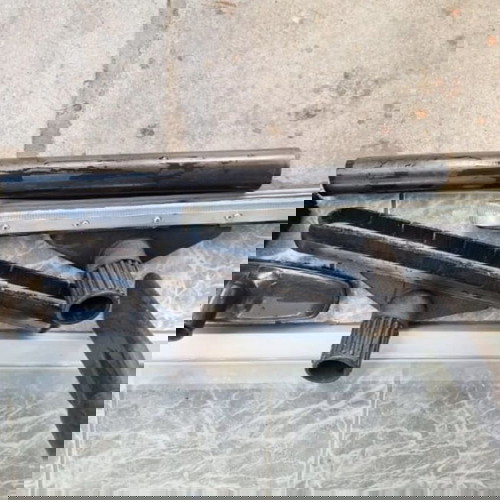 Base 440 professional vacuum cleaner used with 3 motors 1200W each