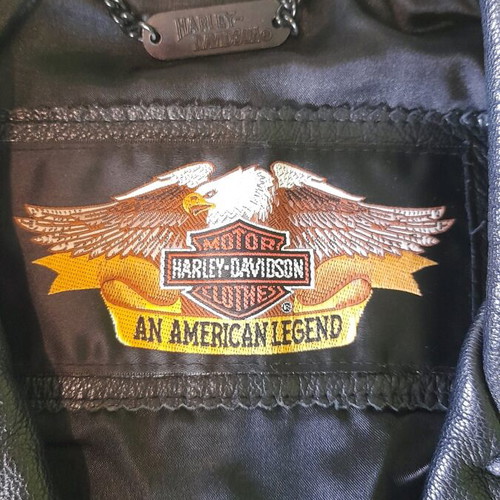 Harley Davidson female leather jacket like new, size M