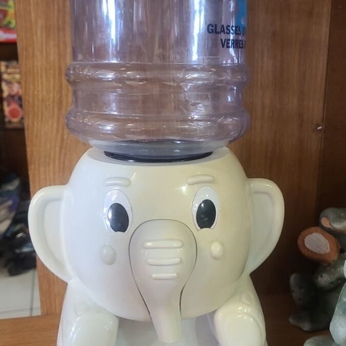 Water dispenser used, mini elephant-shaped water cooler 38cm