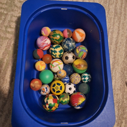 Bouncing balls used, pack of 30, various sizes and colors
