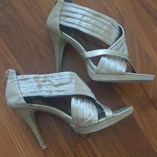 Makgio champagne sandals like new, size 40