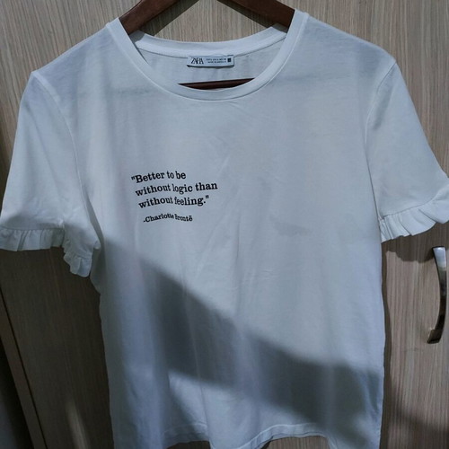 Zara blouse with ruffle sleeves, size L, like new, white