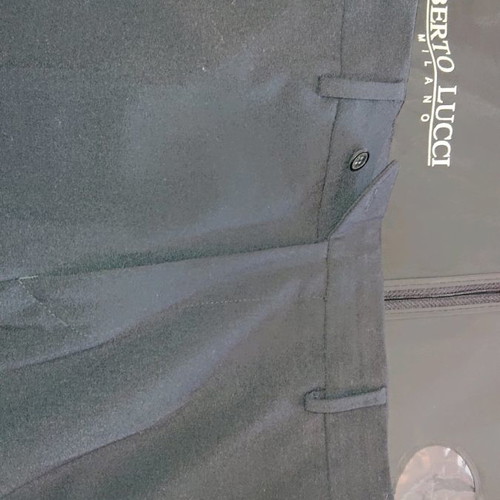 Berto Lucci men's black suit like new, size 48