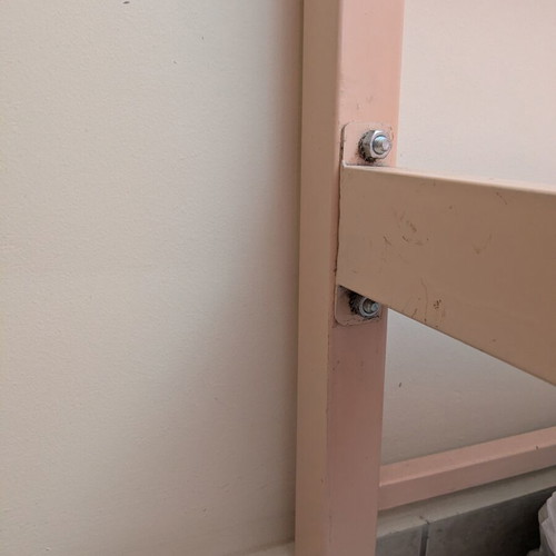 Metal bed frame like new, pink with wooden slats, 200x98 cm