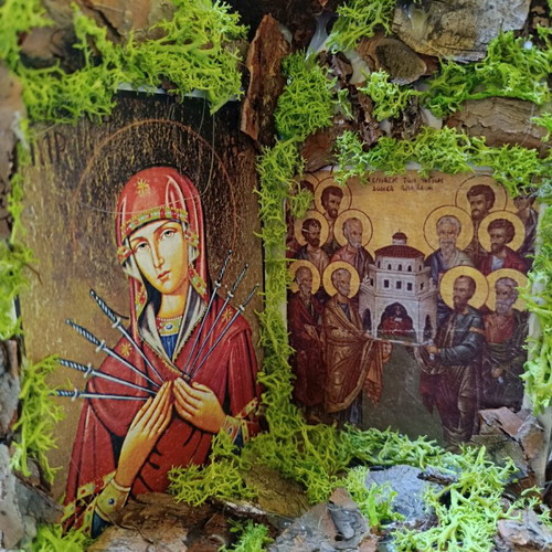Small icon stand new with Panagia Eptaspathi and apostles