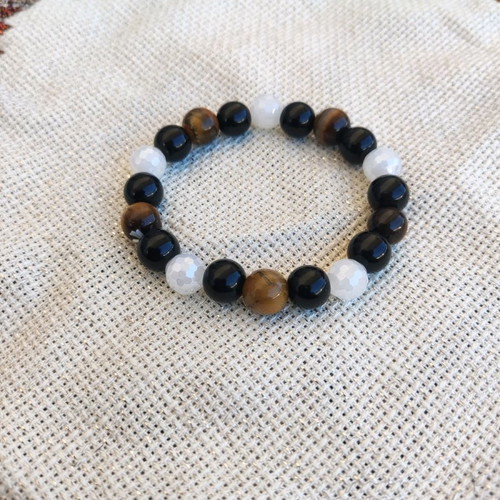 Elastic bracelet with semi-precious stones made to order