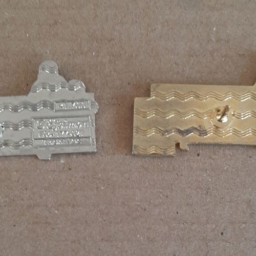 Beach volleyball pins like new, gold & silver version Athens 2004