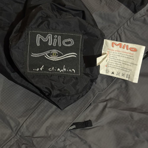 Milo waterproof sleeping bag cover with breathability
