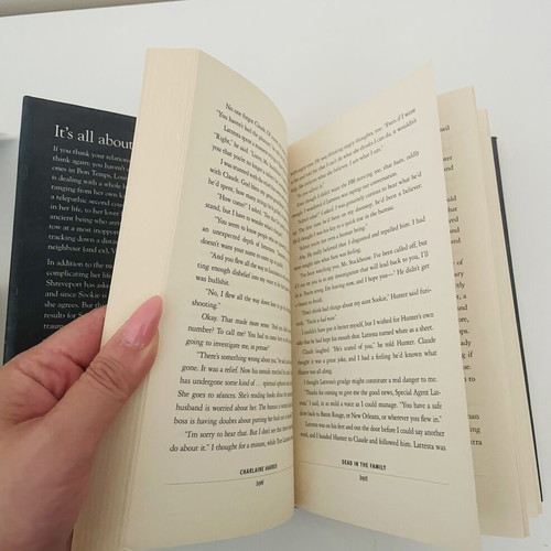 Dead in the Family novel by Charlaine Harris like new