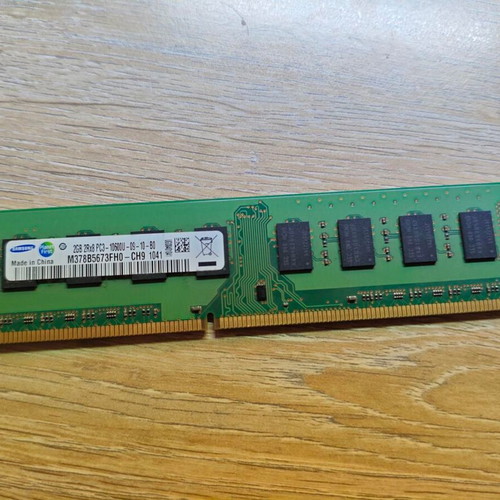 Samsung 2GB DDR3 1333MHz RAM for Desktop like new