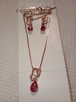 Butterfly on Drop Jewelry Set, rose gold plated