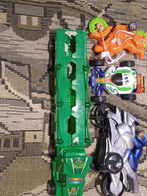 Children's toys slightly used, pack