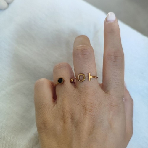 Set of pink gold stainless steel rings like new
