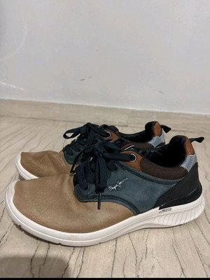 Pepe Jeans sneakers size 43 like new shoes
