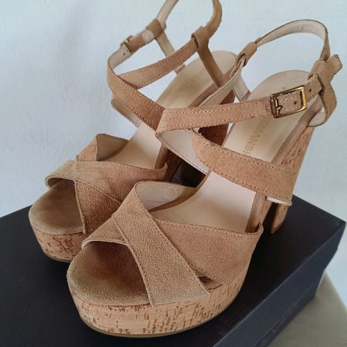 Alpe beige heels like new with thick heel and cork platform