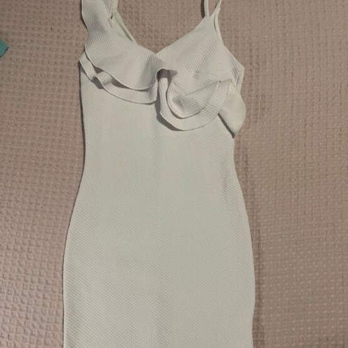 Mini dress white like new, intact