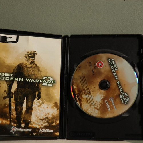 Call of Duty Modern Warfare 2 PC game used, action FPS