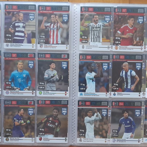 FIFA 365 2015-2016 Adrenalyn XL album with cards like new
