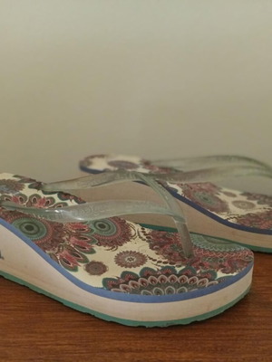Desigual women's slippers, turquoise and white, size 40