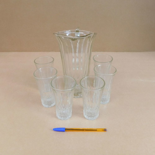 Water pitcher with 6 glasses, about 100 years old, in excellent condition
