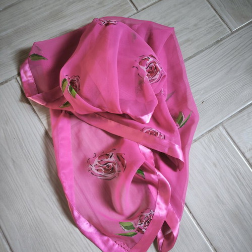 Vintage μαντήλι floral σε μεγάλο μέγεθος σαν καινούργιο, φούξια