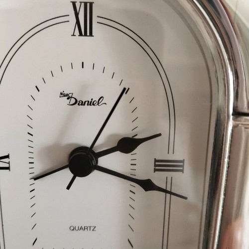 Silver table clock 925 like new, mechanism needs replacement