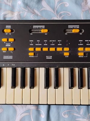 Lonestar LS-18 ηλεκτρονικό πιάνο μεταχειρισμένο χωρίς μετασχηματιστή