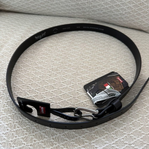 Levi's leather black belt 90cm made in Italy new