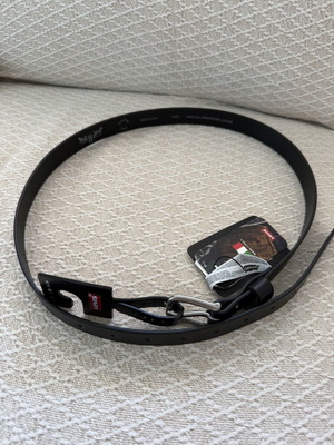 Levi's leather black belt 90cm made in Italy new