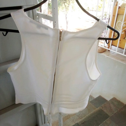 Zini white blouse size 40 like new, slim fit