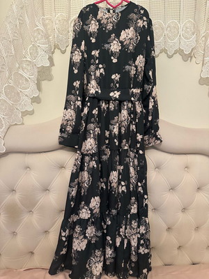 Karavan dress like new, size M/L
