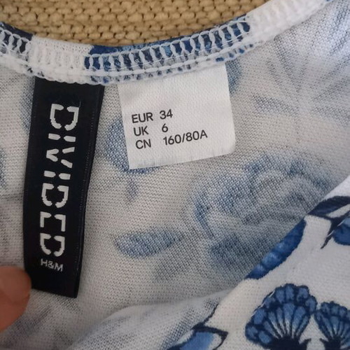 Floral blue dress like new, size XS