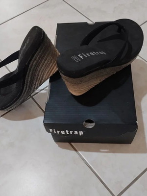 Firetrap wedges heeled flip-flops size 37, new, black