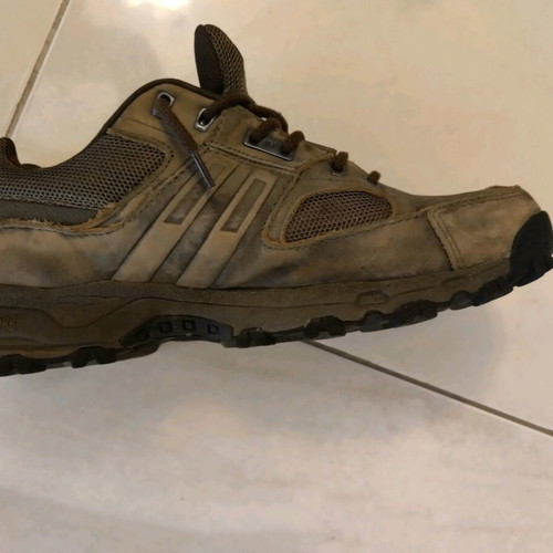 New Balance trekking shoes used, size 43, brown